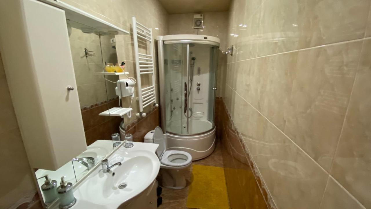 Apartments City On The Palm Tbilisi Ngoại thất bức ảnh