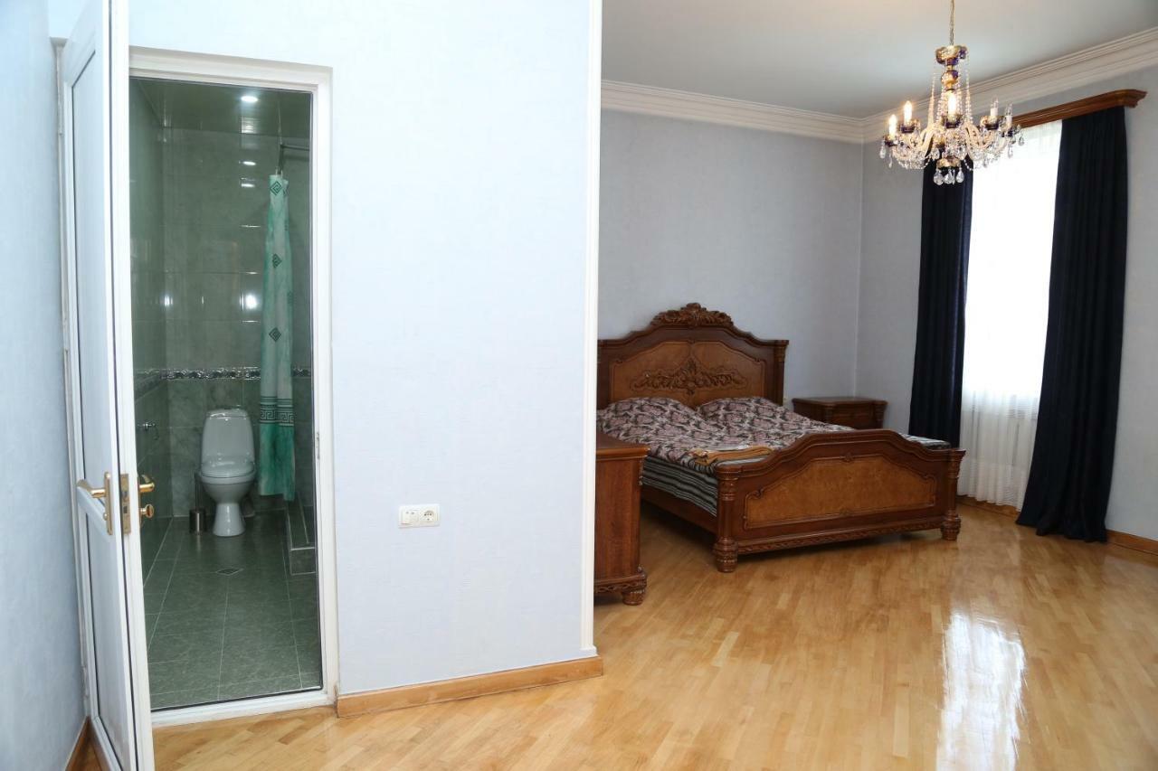 Apartments City On The Palm Tbilisi Ngoại thất bức ảnh